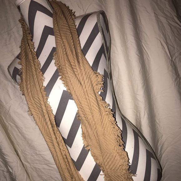 Kids winter/fall scarf - Picture 2 of 3